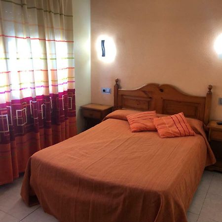 Bujaraloz Hostal La Parrilla Monegros II المظهر الخارجي الصورة