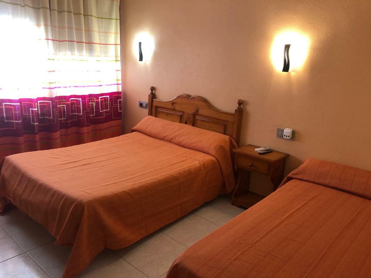 Bujaraloz Hostal La Parrilla Monegros II المظهر الخارجي الصورة