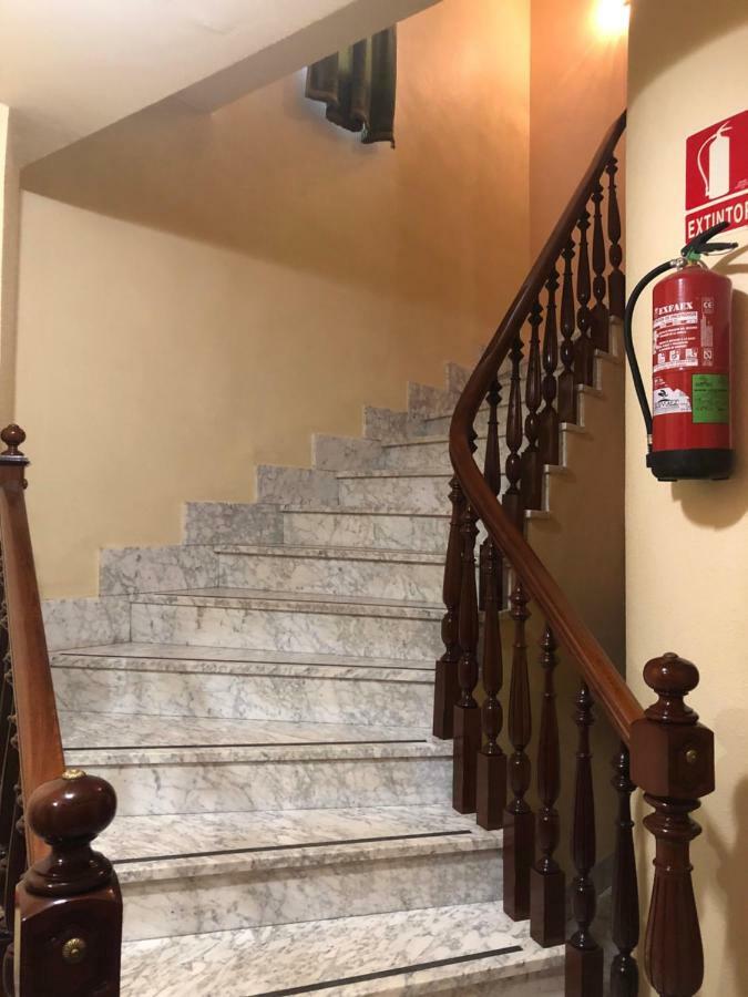 Bujaraloz Hostal La Parrilla Monegros II المظهر الخارجي الصورة